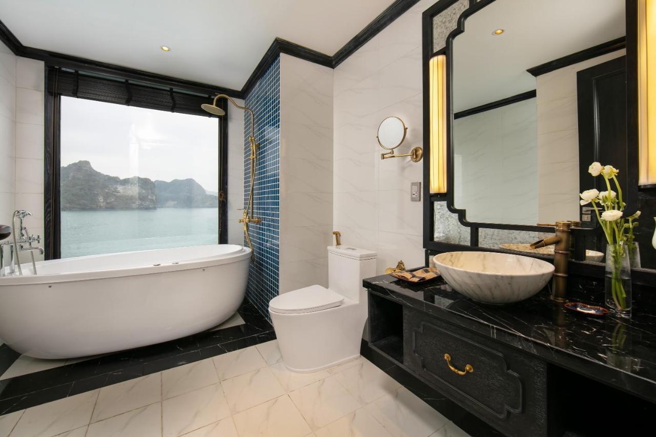 Le Journey Ha Long & Lan Ha Cruises Hotel Екстериор снимка